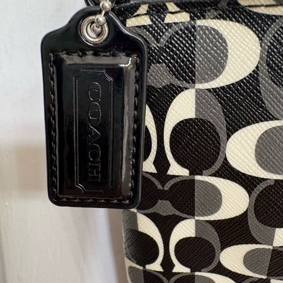 Coach Monochrome Crossbody Bag - Picture 4 of 6